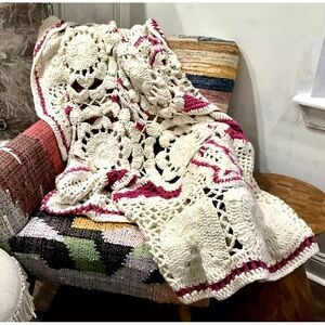 Anthropologie Aspen Knit Crochet Throw Blanket Wool Blend Ivory Pink